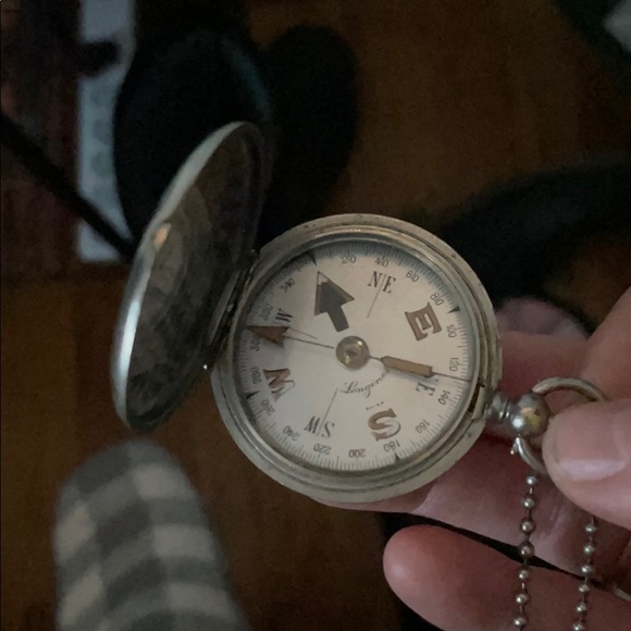 Compass - Picture 1 of 3